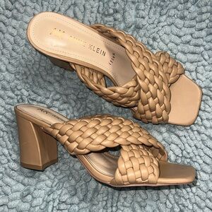 Anne Klein Heels Sz 8.5